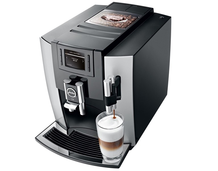 Automatický kávovar Jura E8 recenzia