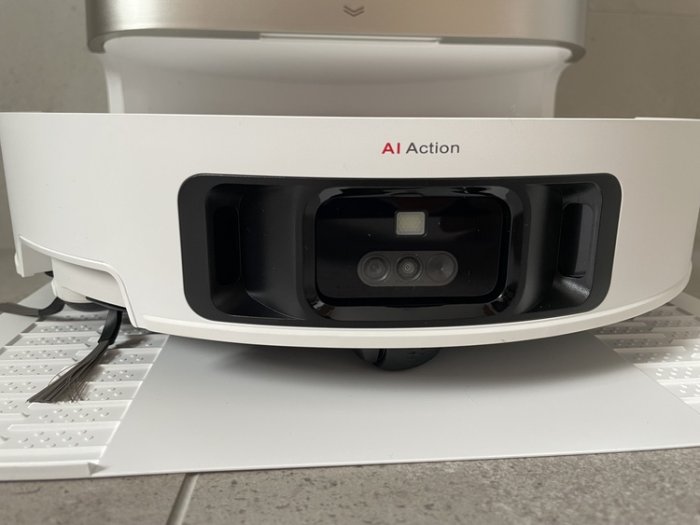 Dreame X50 Ultra s AI action navigáciou