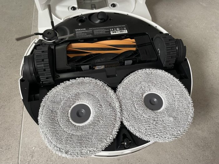 2 kefy so systémom proti zamotávaniu vlasov - Dreame X50 Ultra