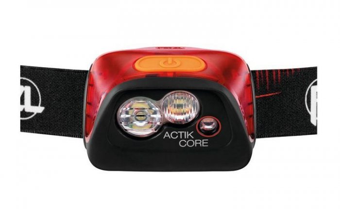 Čelovka Petzl Actik Core