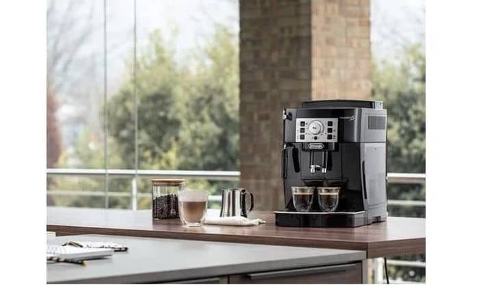 Automatický kávovar DeLonghi ECAM 22.110.B recenzia