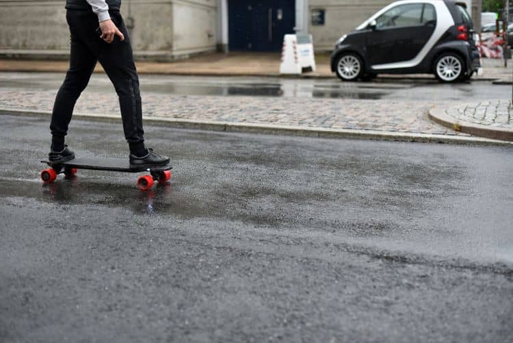 Elektrický skateboard/longboard dojezd