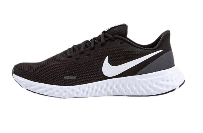 Bežecké tenisky Nike Revolution 5