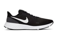 Nike Revolution 5