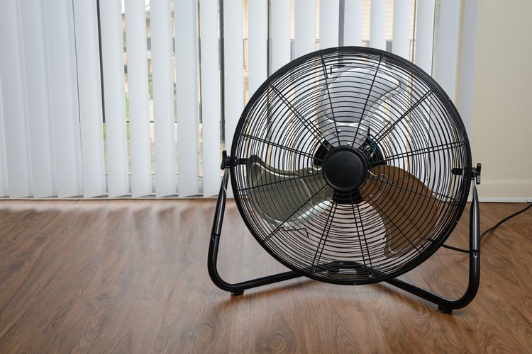 Podlahový ventilátor