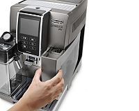 DeLonghi ECAM 370.95.T zásobník na vodu
