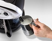 Illy Francis X7.1 šľahanie mlieka