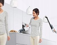 Ručný vysávač Bosch BBH32551