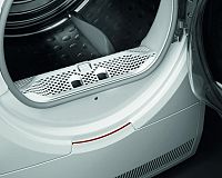 Sušička AEG AbsoluteCare T8DEE68SC bubon