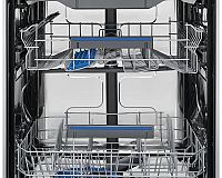 Vstavaná umývačka riadu Electrolux EEM48320L