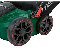 Elektrický vertikutátor Parkside PLV 1500 B1 kolesá