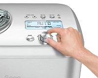 Zmrzlinovač Sage BCI600 ovládanie