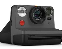 Instantný fotoaparát Polaroid Now