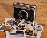 Fujifilm Instax Mini EVO recenzia