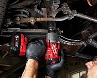 Rázový uťahovák Milwaukee M18 FHIWF12-502X recenzia