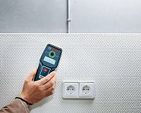 Detektor kovov Bosch GMS 100 M Professional recenzia