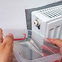 Ako na odvzdušnenie radiátora