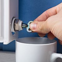 Odvzdušnenie panelového radiátora